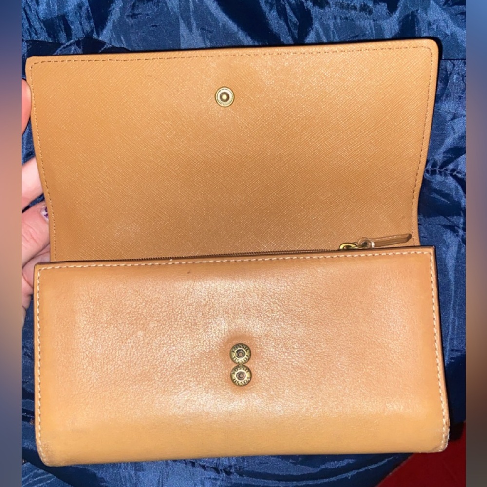 Fossil Logan Clutch Wallet - image 3